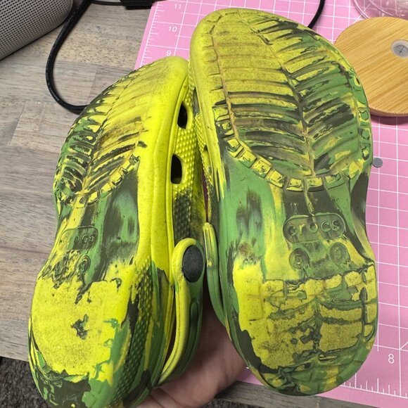 Crocs Kids Green Marble Tie Dye Clogs Size C 9 Boys Shoes - Picture 2 of 5